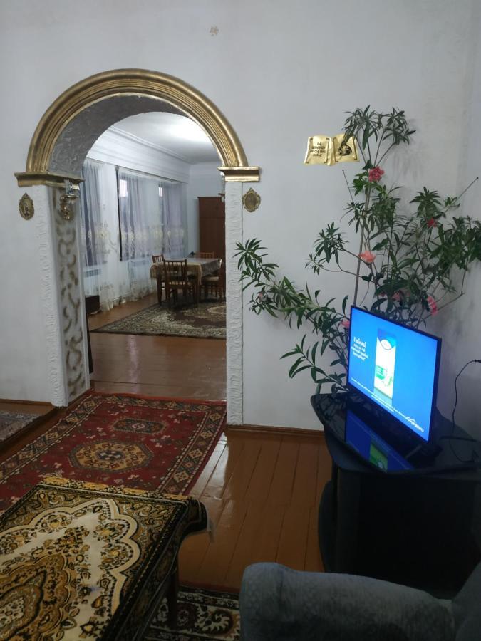 Hotel Rob&Lil à Gyumri Extérieur photo